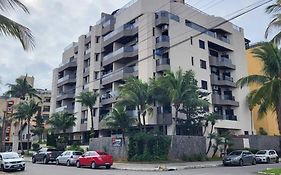 Apto Completo A 1 Quadra Da Praia Da Enseada.
